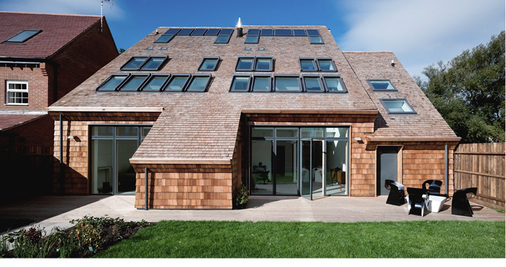<p>
Tageslicht und natürliche Klimatisierung sind die Schlüsselelemente der Velux CarbonLight Homes im englischen Kettering.
</p>