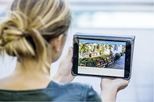 
Haus und Garten hat der Besitzer – egal, wo er sich befindet – jederzeit im Blick. Für ihn ein sehr wichtiges Kriterium, um sicher zu sein, dass alles in Ordnung ist. 
