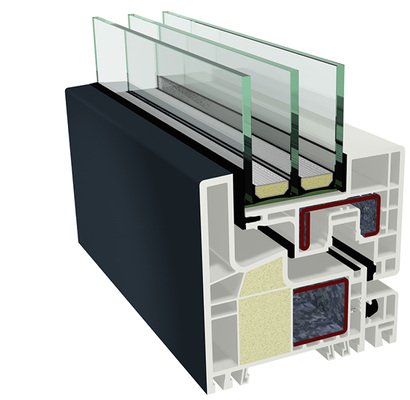 
Beim Fenstersystem Kubus wurden Designmerkmale aus dem Holz- und Aluminiumfensterbereich in ein designorientiertes Kunststoffsystem übertragen.
