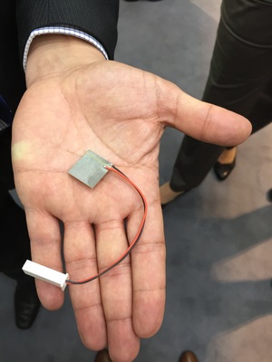 Diese kleinen Bauteile sorgen dafür, dass ein Fenster zum Klangkörper wird.