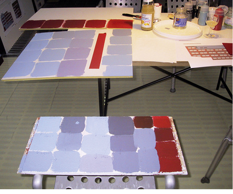 <p>
Für die Planung der Farben erarbeitet das Architekten-Team von Prof. Schmutz zuerst eine Farbmustertabelle, …
</p>