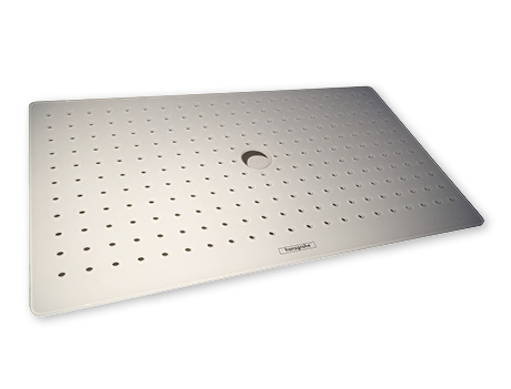 
Gläserne Lochplatte: Solch kleine Bohrungen, Ausschnitte und Bearbeitungen sind nur mittels Lasertechnik möglich. 
