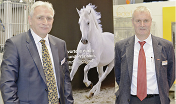 <p>
Die GLASWELT hat die beiden Geschäftsführer von Rotox und AFS Federhenn auf der FRONTALE getroffen.
</p>