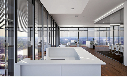 



Einrichtungen wie innen liegende Konferenzräume profitieren maximal vom Lichteinfall der Raffstoren mit Tageslichttechnik. 
