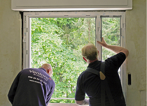 
Letzter Schritt: Die Montagen werden von geschulten Partnern ausgeführt. Die Montagerichtlinien orientieren sich am Montageleitfaden.
