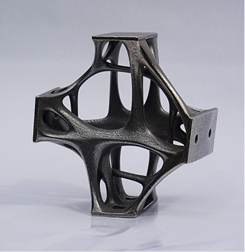 
Hier ein Freiform-Knoten für räumliche Tragwerke, entwickelt als Kraftfluss-optimierter Knoten, der einfache Stabprofile in verschiedenen Winkeln und Geometrien anschließen kann. Entstanden ist der Knoten beim MSc Projekt an der TU Delft mit Arup, London.
