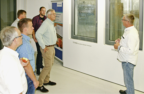 
Auf Dialogstationen hatten die Teilnehmer die Gelegenheit, neueste Ideen und Marketingstrategien zu entdecken.
