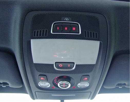 



Home Link Systeme in PKWs können sich zum Einfallstor ins Gebäude entwickeln, wenn der Einbrecher in das vor der Garage geparkte Fahrzeug eindringen kann.
