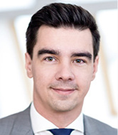 
Daniel ZAPFL



ist bei LEAD Innovation (

www.lead-innovation.com

) als Head of Innovation für die gesamte Projektabwicklung verantwortlich. Er sammelte Berufserfahrung in der Transport- und Logistikbranche und absolvierte ein Bachelor- und Masterstudium mit dem Schwerpunkt Innovationsmanagement. 






Schreiben Sie uns Ihre Meinung zum Gastkommentar: glaswelt@glaswelt.de
