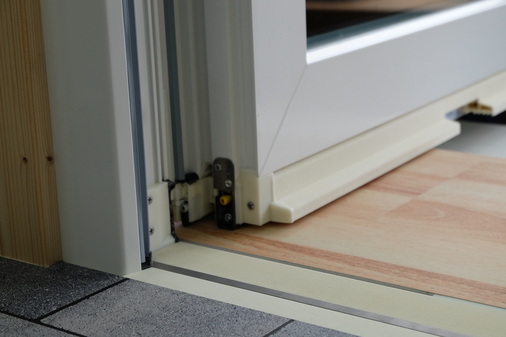 Ein Produkt-Highlight bei den TEC-Tagungen war die Präsentation der Null-Barriereschwelle nach DIN 18040, die im Frühjahr 2018 in den Markt kommen wird.