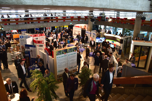 Gut besucht: Viele Zulieferer nutzten die Gelegenheit und präsentierten ihr Portfolio für die Fensterbauer.