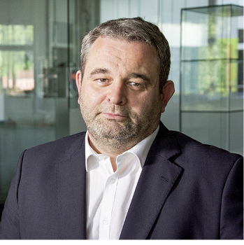 
Geschäftsführer Gregor Wenna
