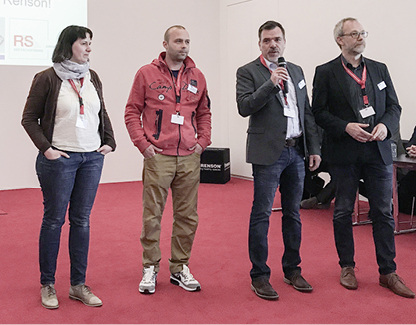 <p>
Das Orga-Team mit Nina Kowalewski, Steve Duwe, Claus Winter und Klaus-Dieter Scholz begrüßte die Teilnehmer und sprach auch die Einladung bei Beck+Heun für 2018 aus.
</p>

<p>
</p> - © Olaf Vögele

