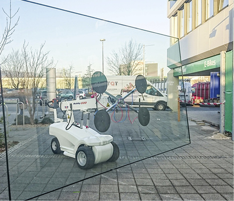 
Kompakt und stark: Der TGT Robby 600 XL handhabt Gewichte bis 600 kg.
