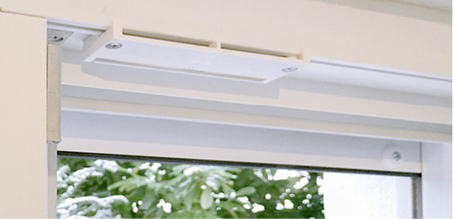 
Ein neu eingebautes Fenster mit einem Regel-air Fensterlüfter.
