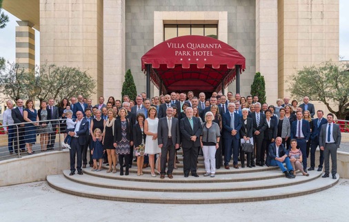 Die Teilnehmer der Sanco Gruppe in Verona bei ihrer 47. Haupt-versammlung.