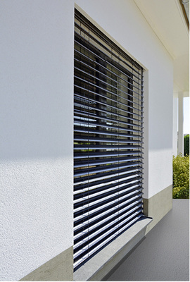 
Das Dämmkastensystem ist ein Hilfsmittel, um die Energiebilanz von Gebäuden ganzjährig zu verbessern.
