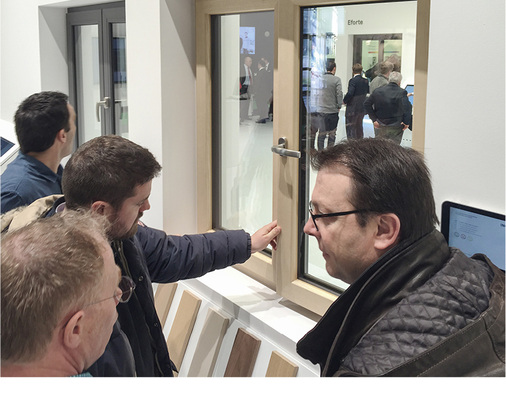 <p>
</p>

<p>
Ein viel beachtetes Exponat auf der letzten FRONTALE: Das Eforte Fusion Konzept mit den Holzschalen für die Innenseiten eines Fensters.
</p> - © Foto: Daniel Mund / GLASWELT

