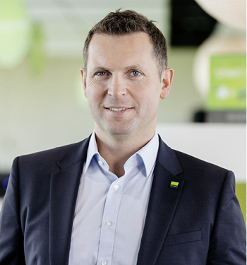 
CEO Martin Öller hat eine klare Vision, wenn es um Loxone und Smart Home geht: Man will bis 2020 weltweit zu den Marktführern in diesem Bereich gehören.
