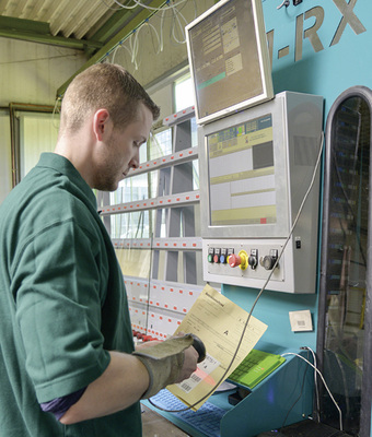 



Bidirektionale A+W-Schnittstelle: Hohe Datenintegration, permanenter Handshake.
