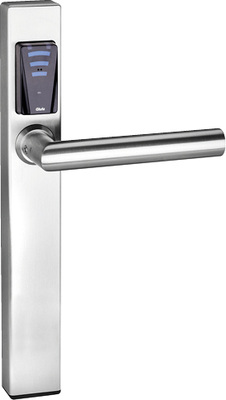 



Wird der Gebäudealarm aktiviert, verriegeln die Komponenten ausgewählte, mit eAccess ausgerüstete Türen.
