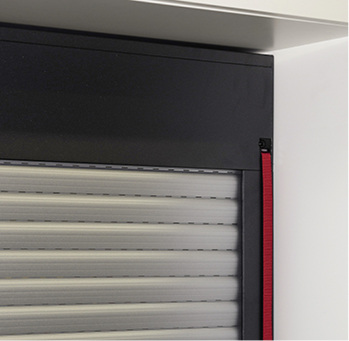 



Damit alle Antriebe motorisch ausgerüstet werden können, liefert Warema ein spezielles Gurtgetriebe. 
