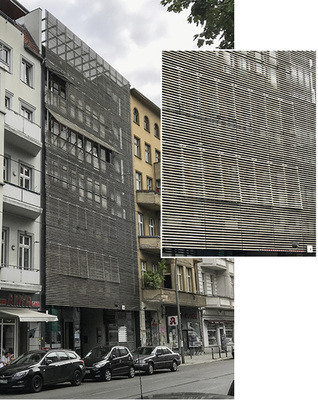 



Fassadenverkleidungen aus Holz sehen nach Jahren ungepflegt aus, wenn nicht nachbehandelt wurde. 
