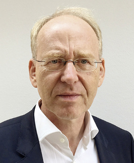 



Jochen Wilms von der W Ventures GmbH gab allen Fenster- und Fassadenbauern der Rat: „Digitalisiere oder stirb“
