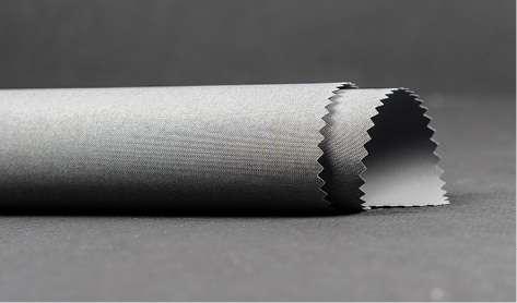 



Der Wunsch nach Uni-Stoffen in allen Farbbereichen ist in der Nachfrage auf der Kundenseite stark angestiegen.
