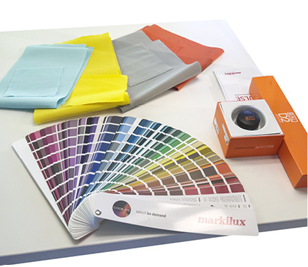 
Ab 2018 können die unifarbenen Sonnenschutztücher nach dem Prinzip „Color on demand“ auch in Kleinmengen in fast jeder RAL-Farbe eingefärbt werden.



