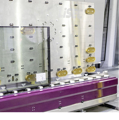 <p>
</p>

<p>
Die automatische Portalanlage zum Abstapeln und Drehen von frisch versiegelten Isolierglaselementen mit thermoplastischen Abstandhaltern 
</p> - © Foto: Lisec

