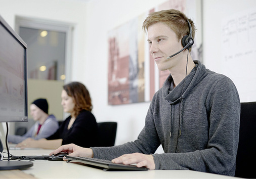 



So tickt vitraum.de: Kundengespräche übernehmen gut geschulte Berater. Montage-Partner können sich auf ihr Kerngeschäft konzentrieren.
