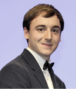 



Dominic Pollack ist Deutschlands bester Holzmechaniker.
