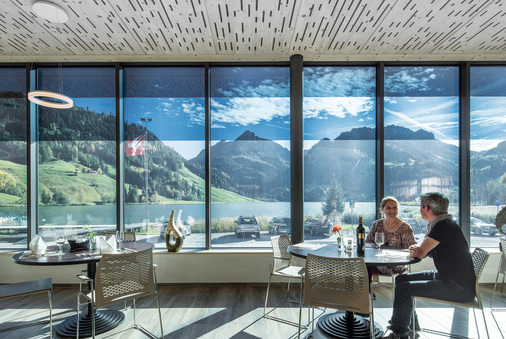 Schaltbare Verglasungen sind mehr als reine Nischenprodukte. Die Entwicklung nimmt immer mehr an Fahrt auf.