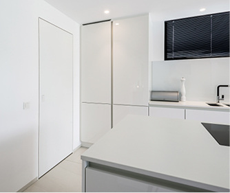 



Der Hersteller Argent Alu präsentiert die quasi unsichtbare Innentür argenta invisidoor DL in Nürnberg.
