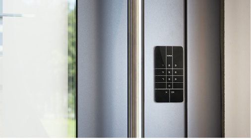 



Unter anderem mit Transponder oder auch mit Zahlenschloss lassen sich die Türen öffnen.
