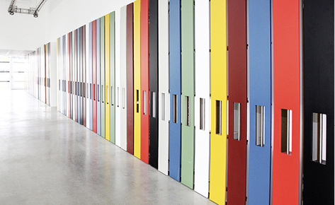 



Platzsparende Präsentationsmöbel sorgen für die Exponatenvielfalt.
