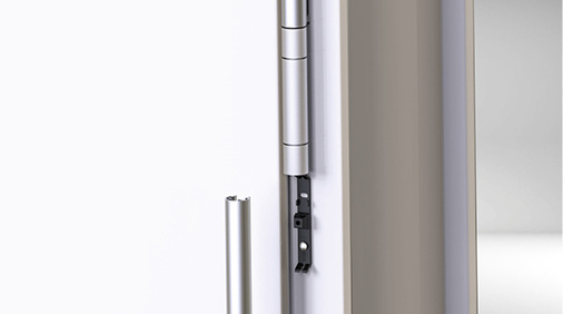 



Die bandseitigen Schutzprofile passen sich ideal an stumpfe Türen mit Bodendichtungen an, zudem entfällt für den Verarbeiter eine aufwendige Ausklinkung.
