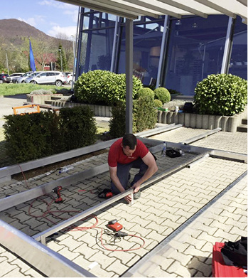 



Auch beim Aufbau der Outdoorausstellung gelten höchste Qualitätsmaßstäbe bei der Ausführung.
