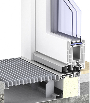 



Ein weiteres Messe-Highlight war PremiPlan Plus – ein neu entwickeltes Schwellensystem mit ebenerdigem Bodenanschluss. Eine parallel absenkbare Bodendichtung ist dabei zentraler Bestandteil eines mehrstufigen Dichtungskonzepts, das mittels speziell entwickelter Formteile maximale Werte erreicht.
