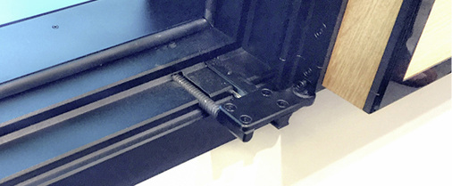 



04: Zu sehen ist hier das untere Beschlagsmodul der Studie.
