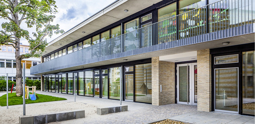 <p>
</p>

<p>
In der Kindertagesstätte „Allerheiligen“ in Frankfurt kamen Objektbänder von Basys zum Einsatz. 
</p> - © Foto: Daniel Vieser Architekturfotografie

