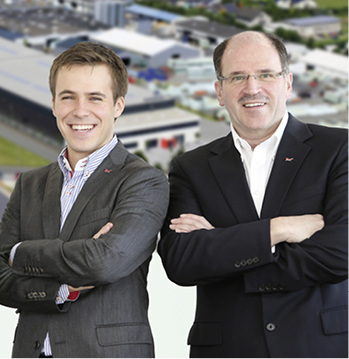 



Ende 2017 hat Stefan Orth (r.) nach 26 Jahren Betriebszugehörigkeit offiziell den Staffelstab an Philipp Beck übergeben.
