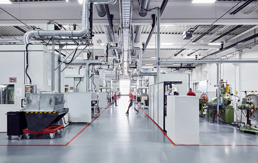 



Modernste Technik ist die Basis für äußerste Präzision und höchste Produktqualität.
