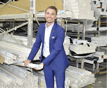 



Seit Jahresbeginn hat Marc Schiffer die Vertriebsleitung in alleiniger Verantwortung übernommen.
