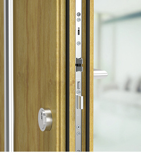 



Verriegeln ohne Schlüssel: einfach zuziehen, dreifach sicher 
