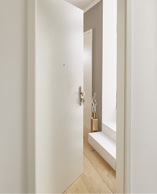 
Wie sich Sicherheit und Gestaltungsansprüche verbinden lassen, zeigt das Türenangebot von Jeld-Wen mit ansprechenden Designs.



