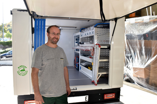 Igor Djekic, der das Fahrzeug nutzt, zeigt sich nach einem einwöchigen Arbeitseinsatz begeistert.