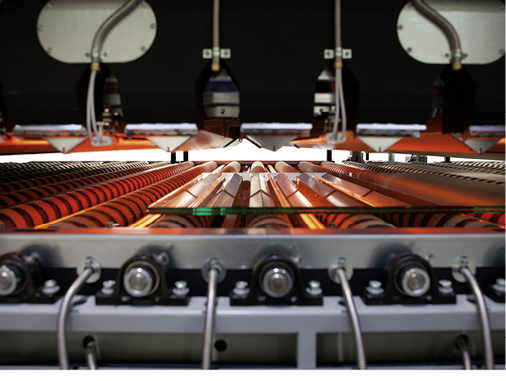 
Eine Vielzahl an Maschinen sowie Software für die Glasbearbeitung finden Besucher am Stand von Lisec, u. a. eine Wasserstrahllinie und eine VSG-Linie im Demobetrieb.



