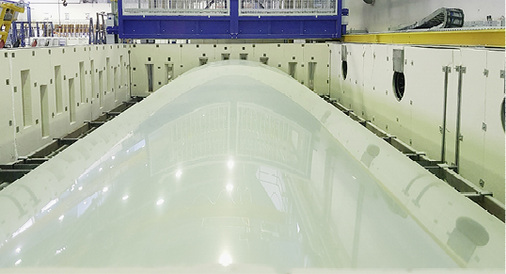 



Das konstruktive Messe-Highlight von Saint-Gobain Glass wird eine gebogene 8 m große Scheibe sein, die auf der Sonderschau glass technology live zu sehen ist.
